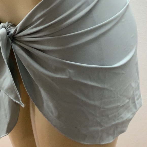 Zuliana Grey Spandex Beach Cover Up/Sarong. Made in USA. New With Tags - Picture 2 of 4